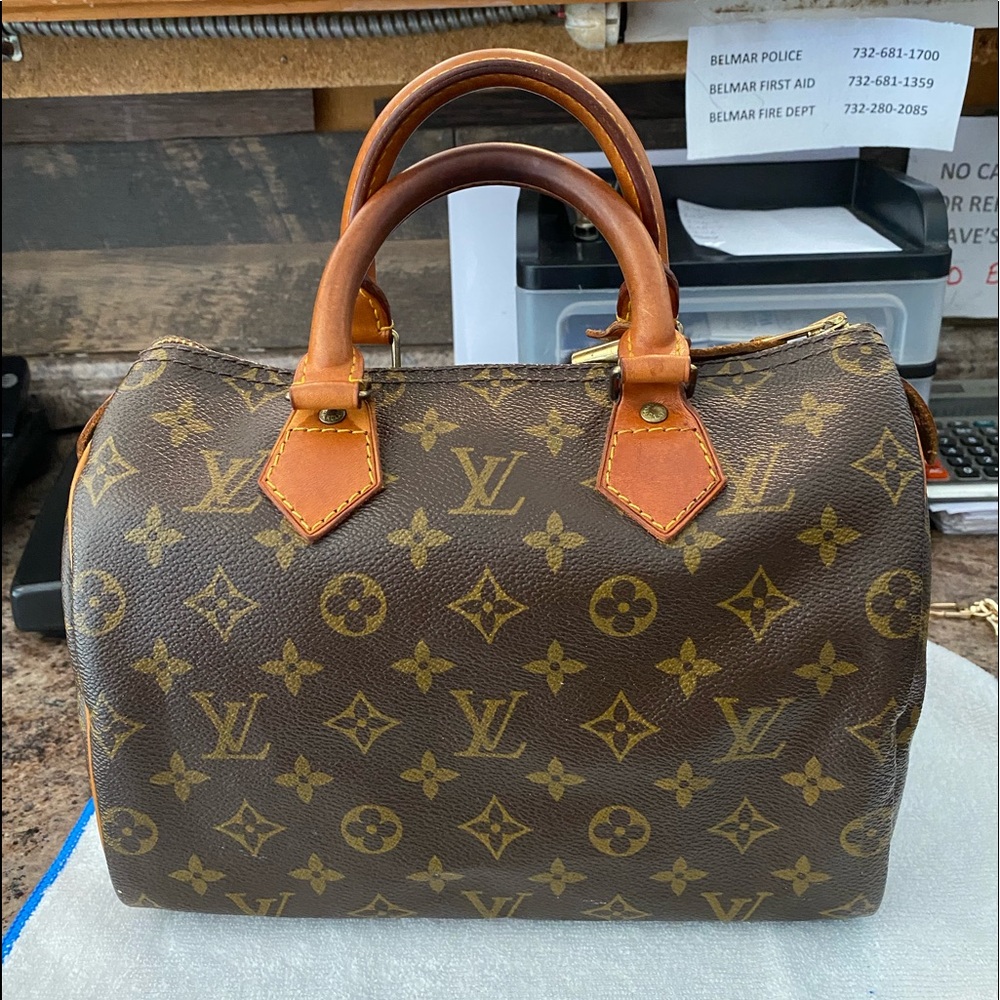 Louis Vuitton Speedy 25